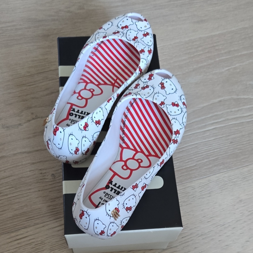 Melissa Kids Hello Kitty Shoes - Sz 13